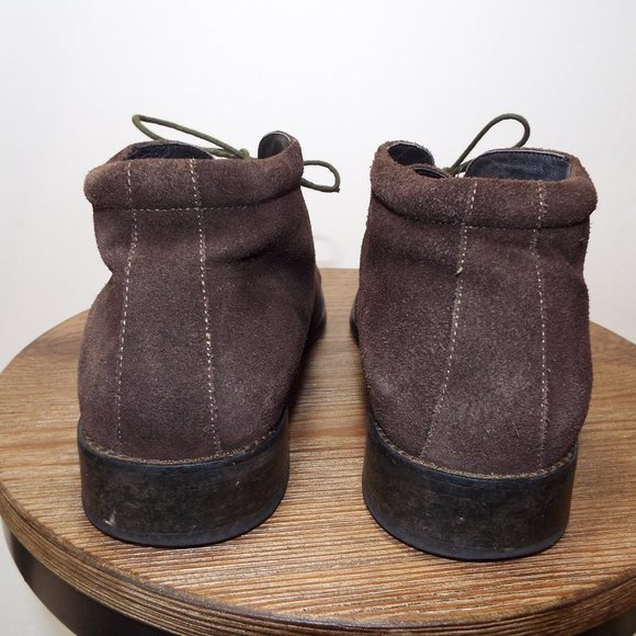 Elegant Dark Brown Chukka Boots for Men - Picture 5 of 11